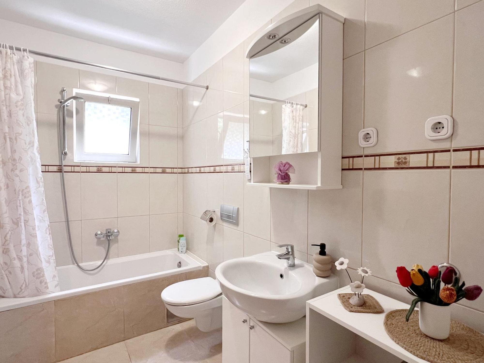 Room Tai - Spacious And Comfy With Private Terrace Χβαρ Εξωτερικό φωτογραφία